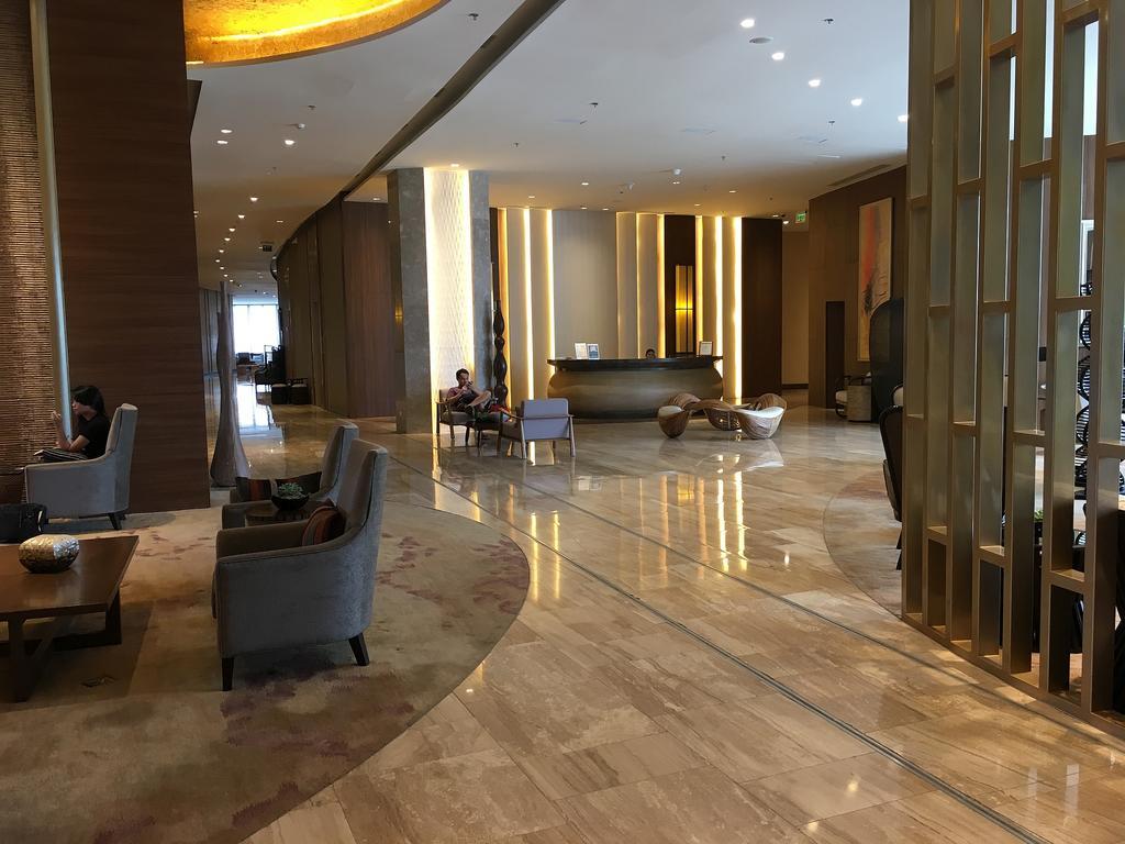Shang Luxury Suites Mandaluyong Exterior photo