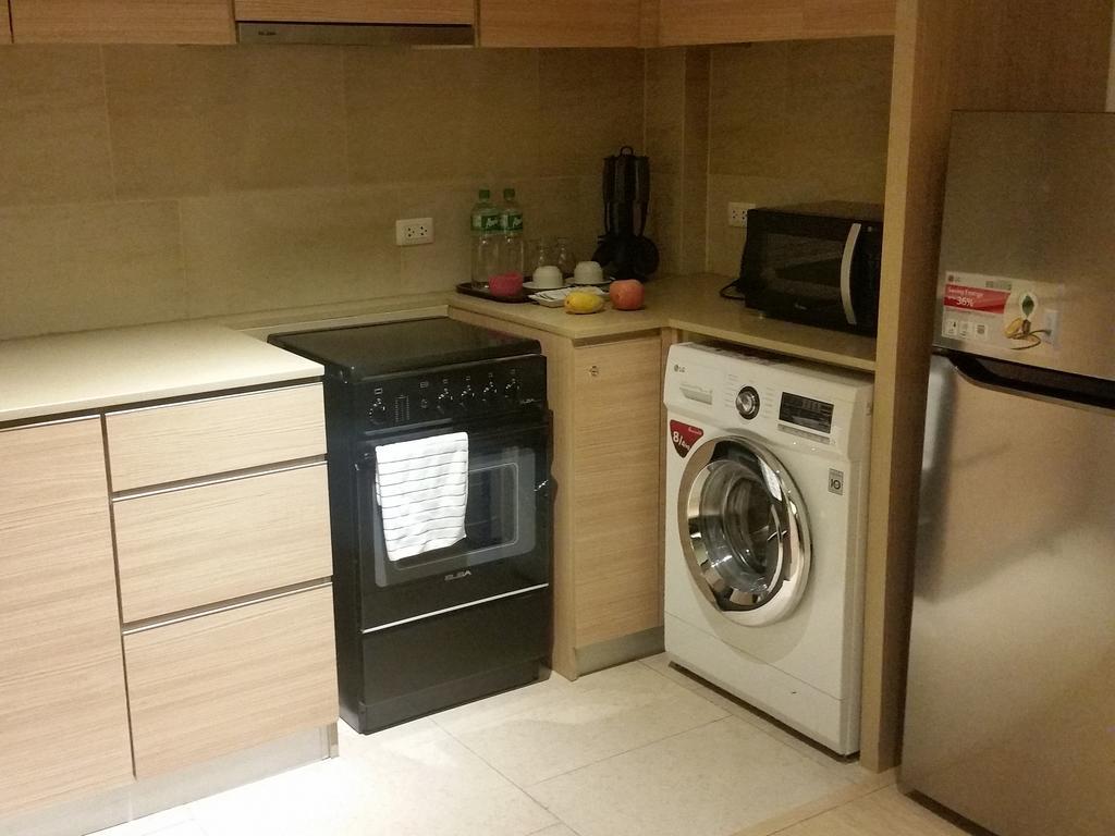 Shang Luxury Suites Mandaluyong Room photo