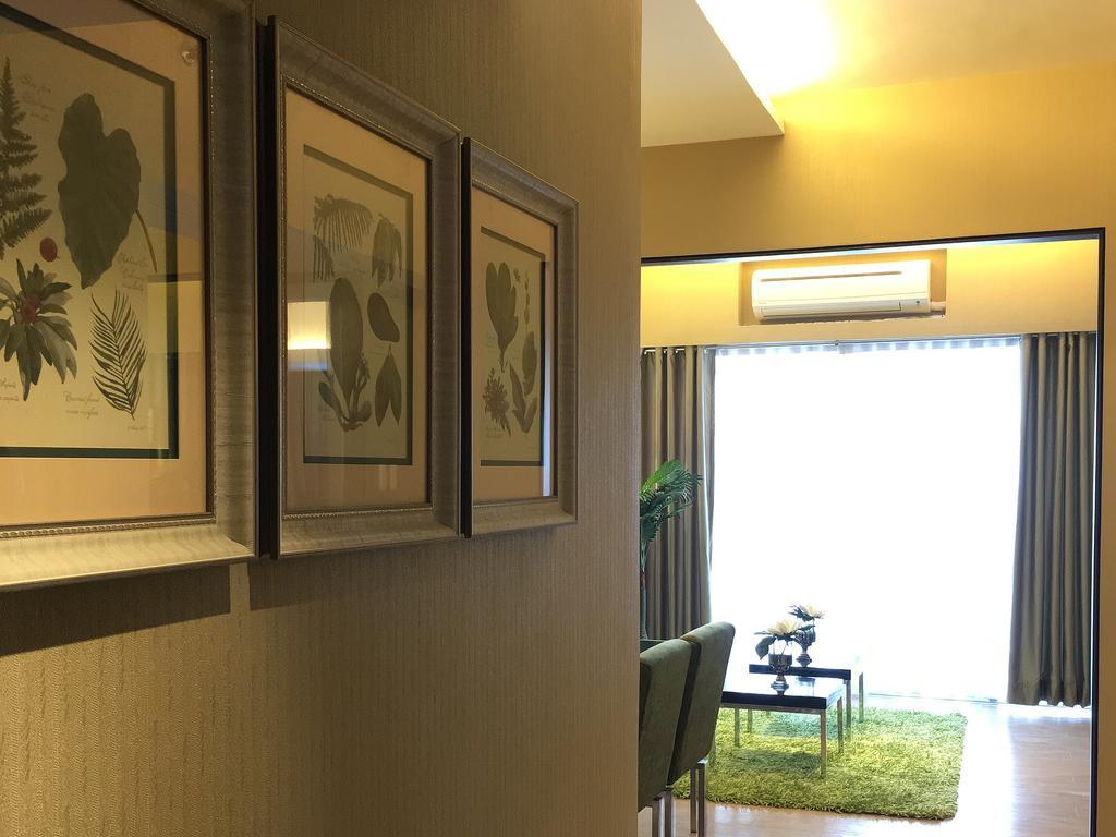 Shang Luxury Suites Mandaluyong Room photo
