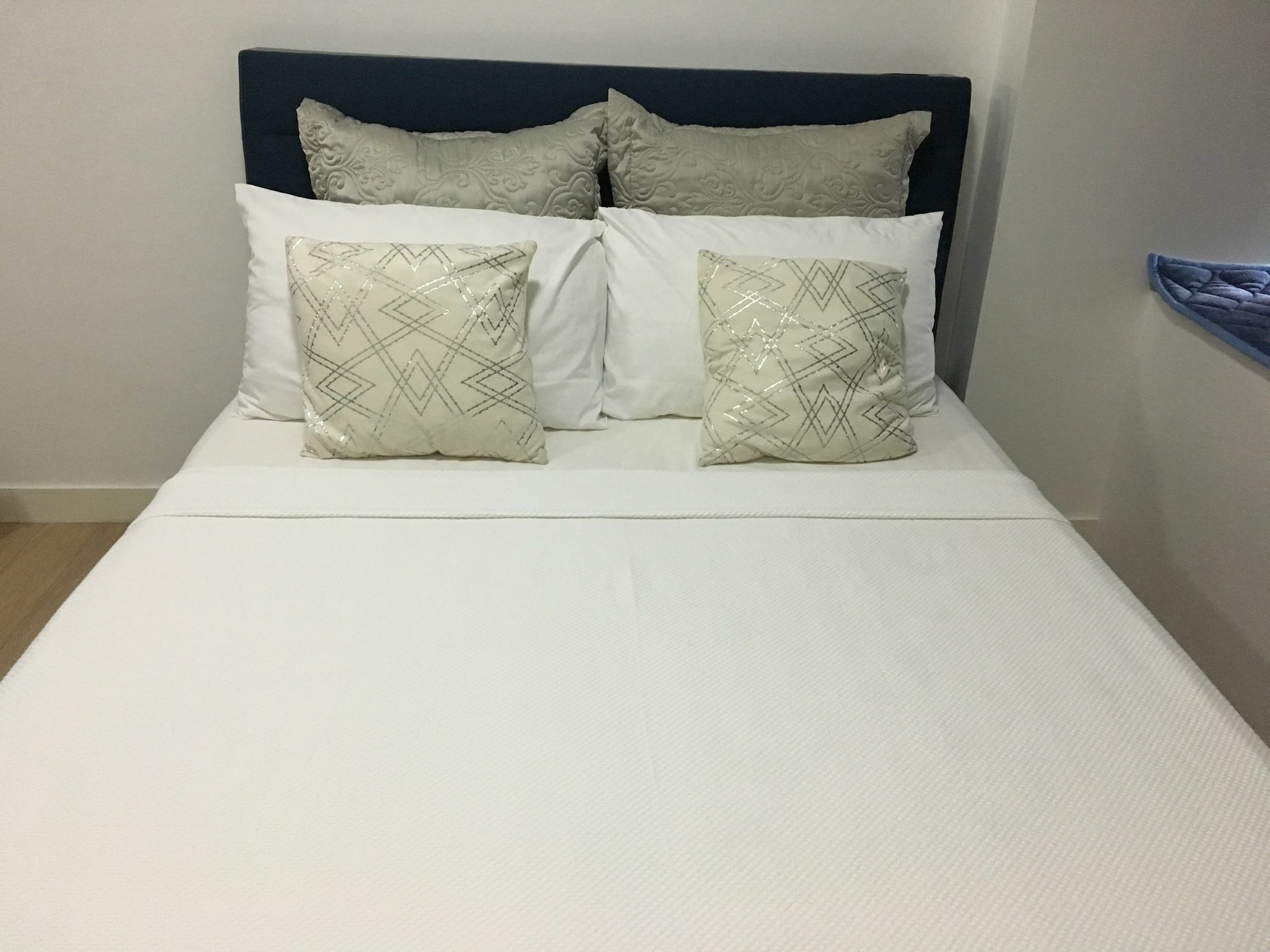 Shang Luxury Suites Mandaluyong Exterior photo
