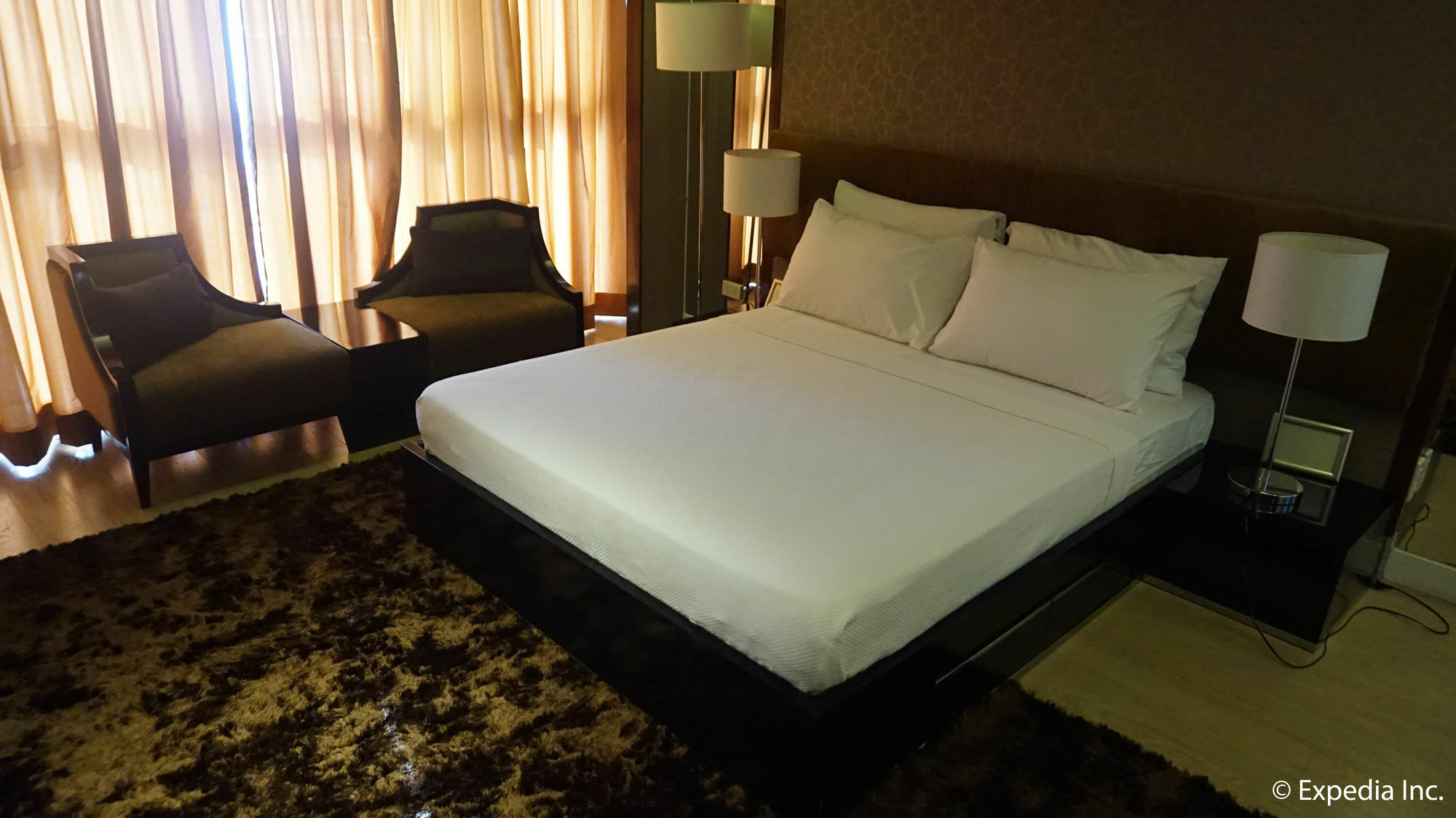 Shang Luxury Suites Mandaluyong Exterior photo