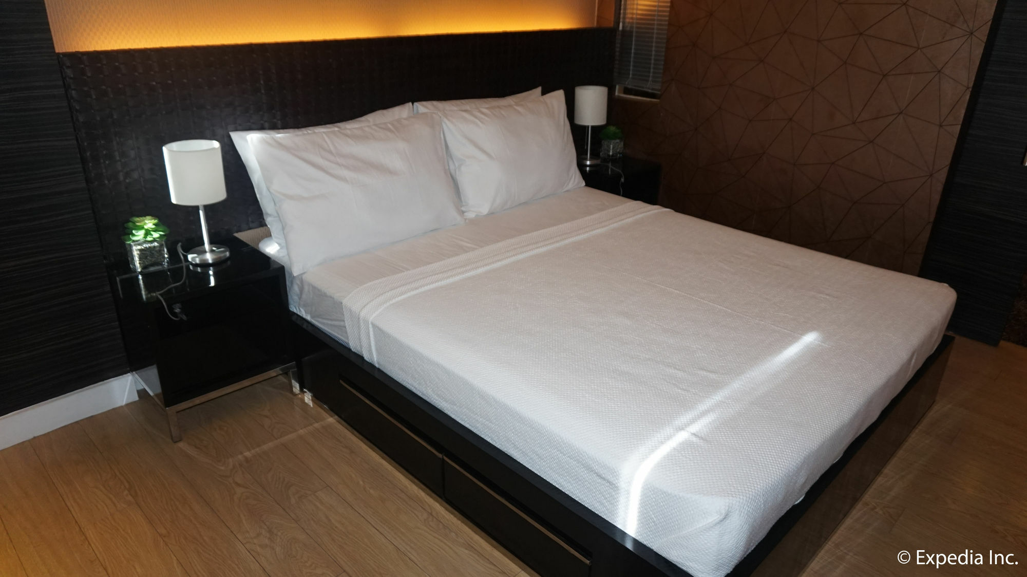 Shang Luxury Suites Mandaluyong Exterior photo